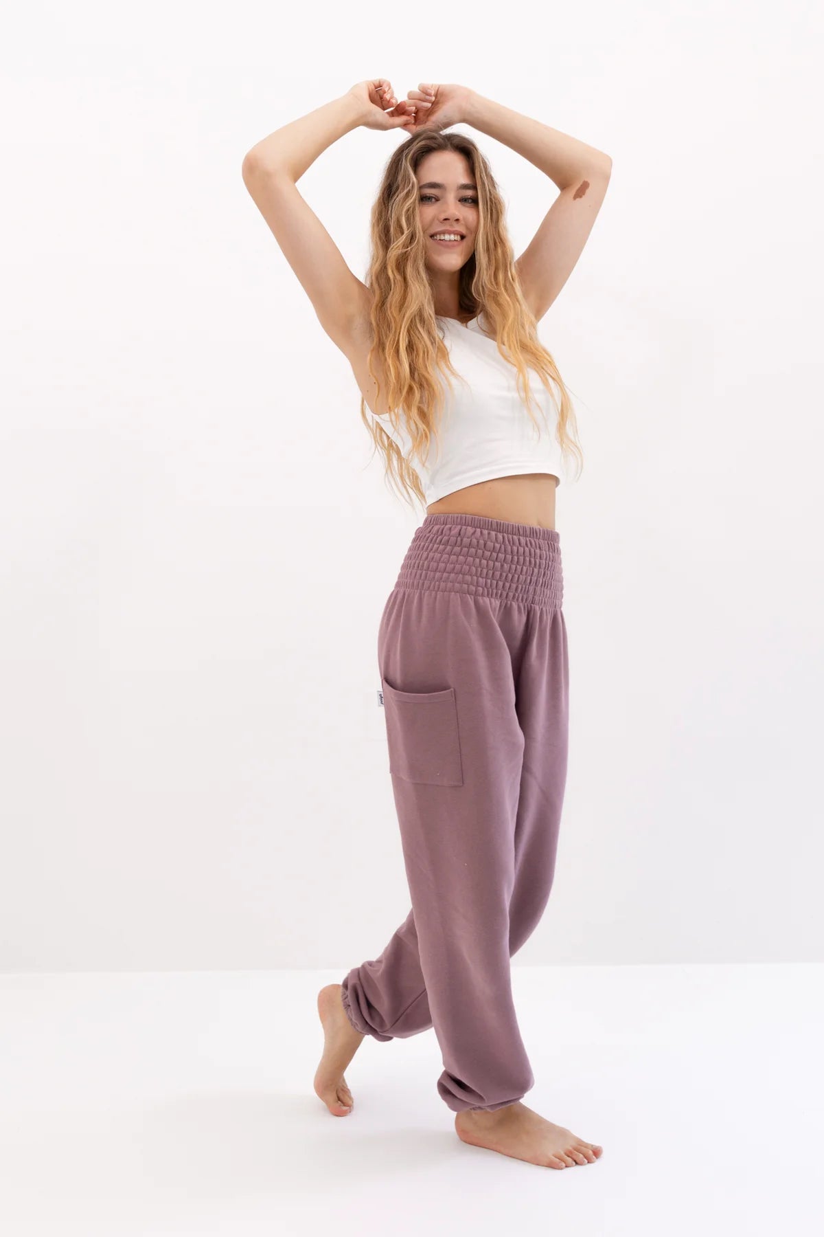 Pantalones bombachos cálidos para estar por casa color ciruela
