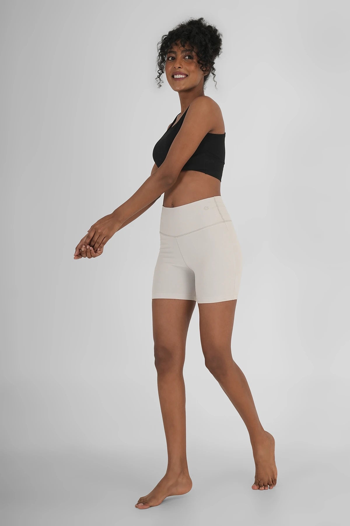 Elope Scotty Shorts Chalk White