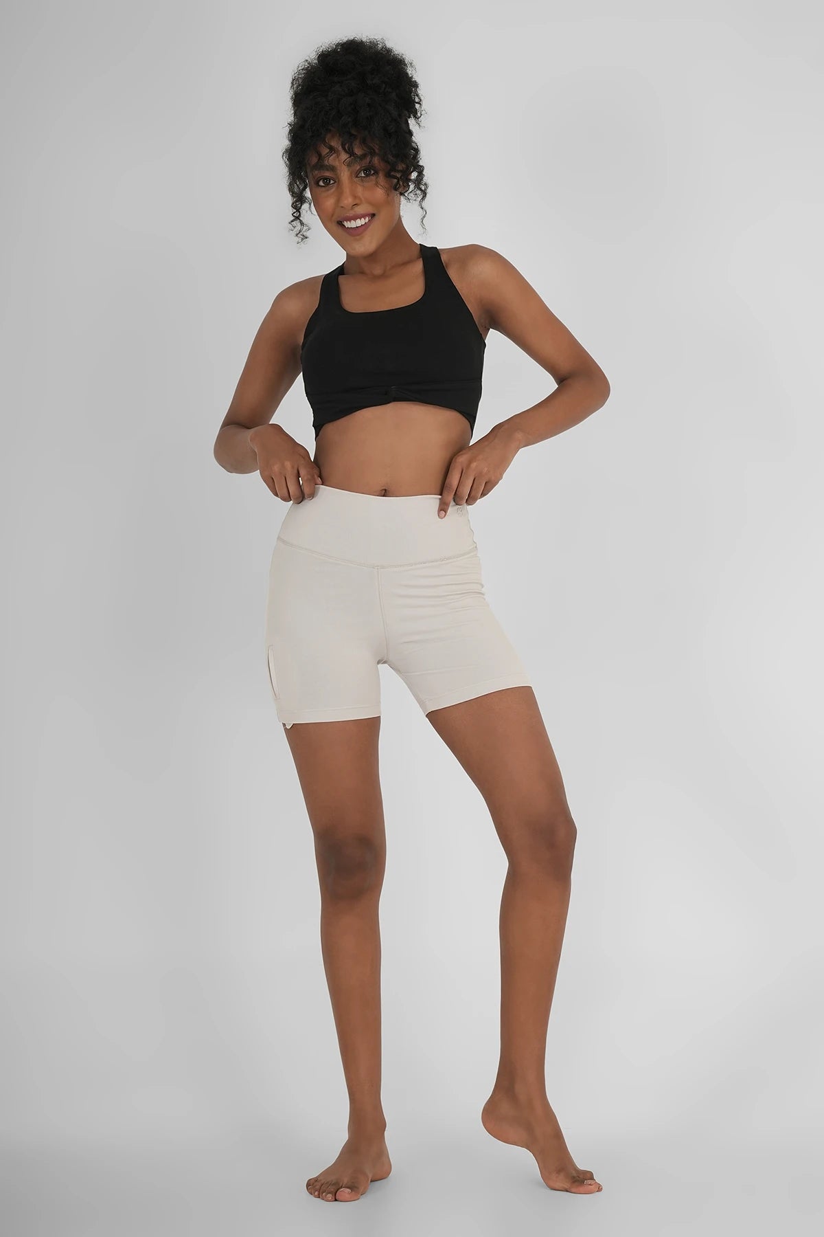 Elope Scotty Shorts Chalk White