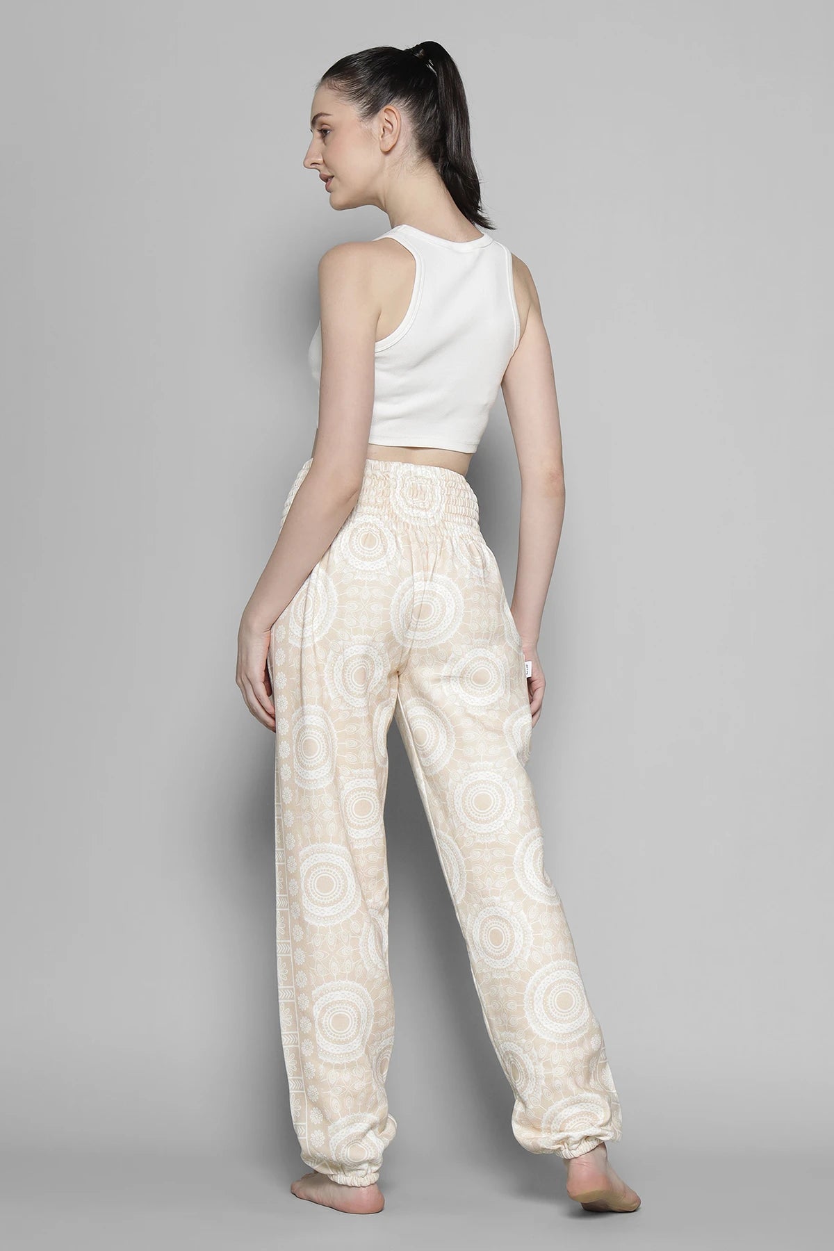 Warm loungewear harem pants beige