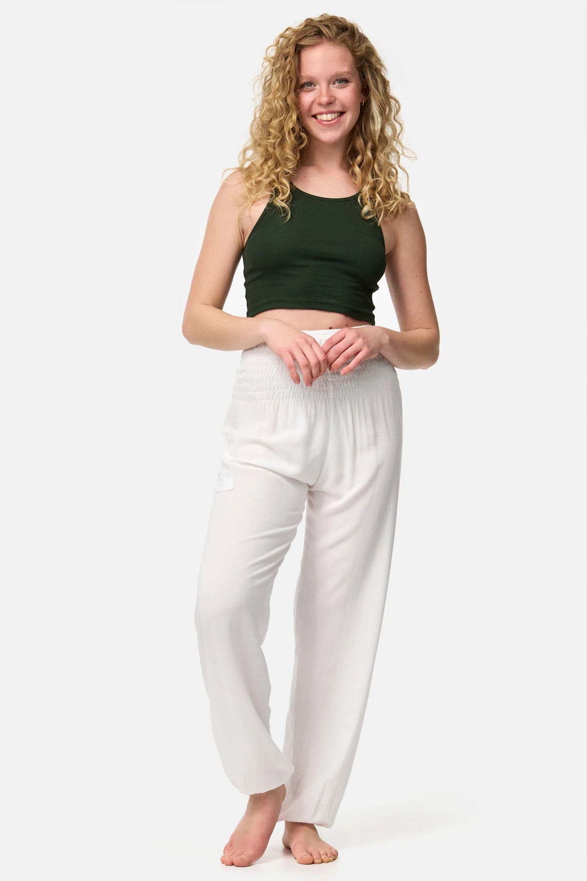 Pantaloni stile harem bianchi