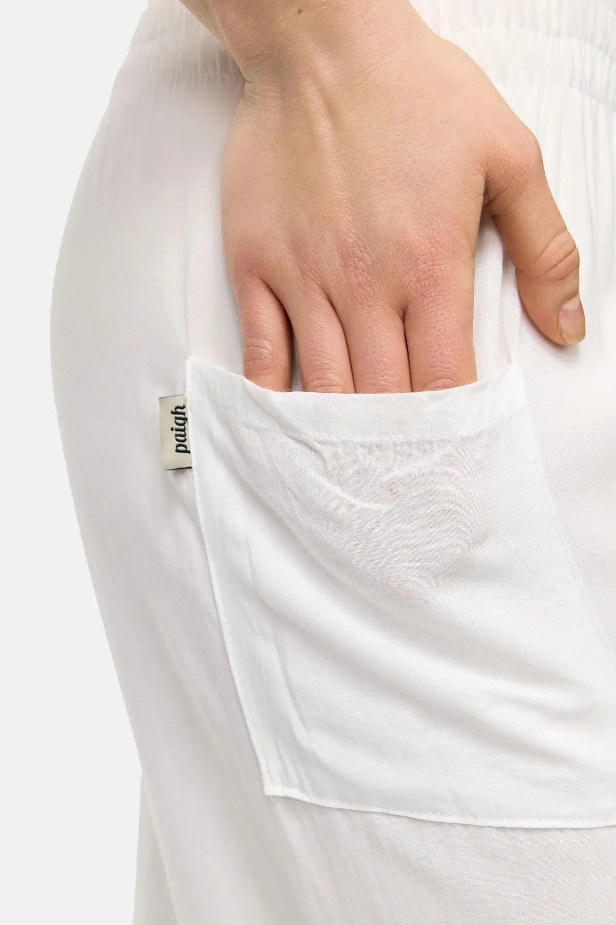 Pantaloni stile harem bianchi