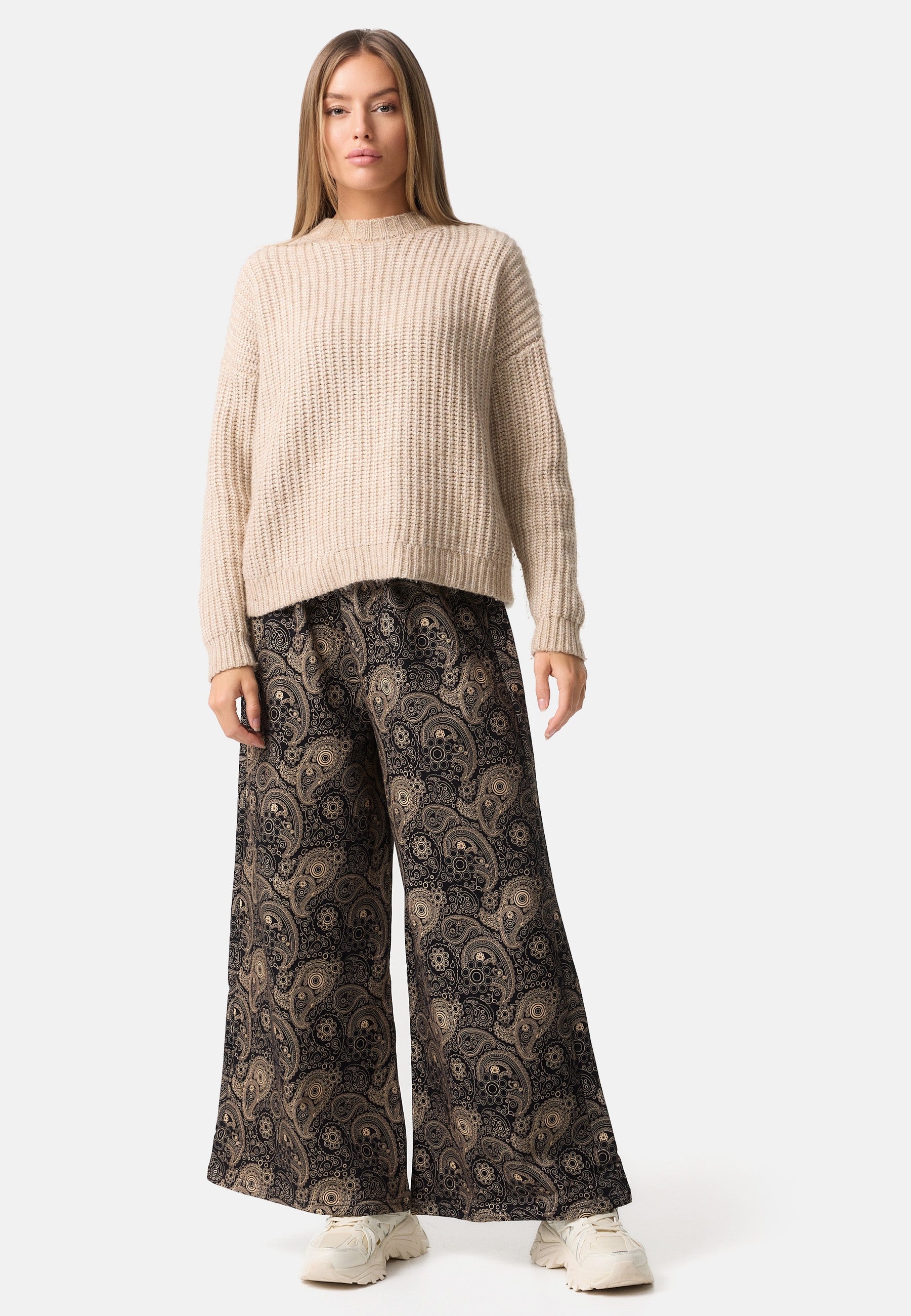 Warme Loungewear Palazzo Goldene Ornamente