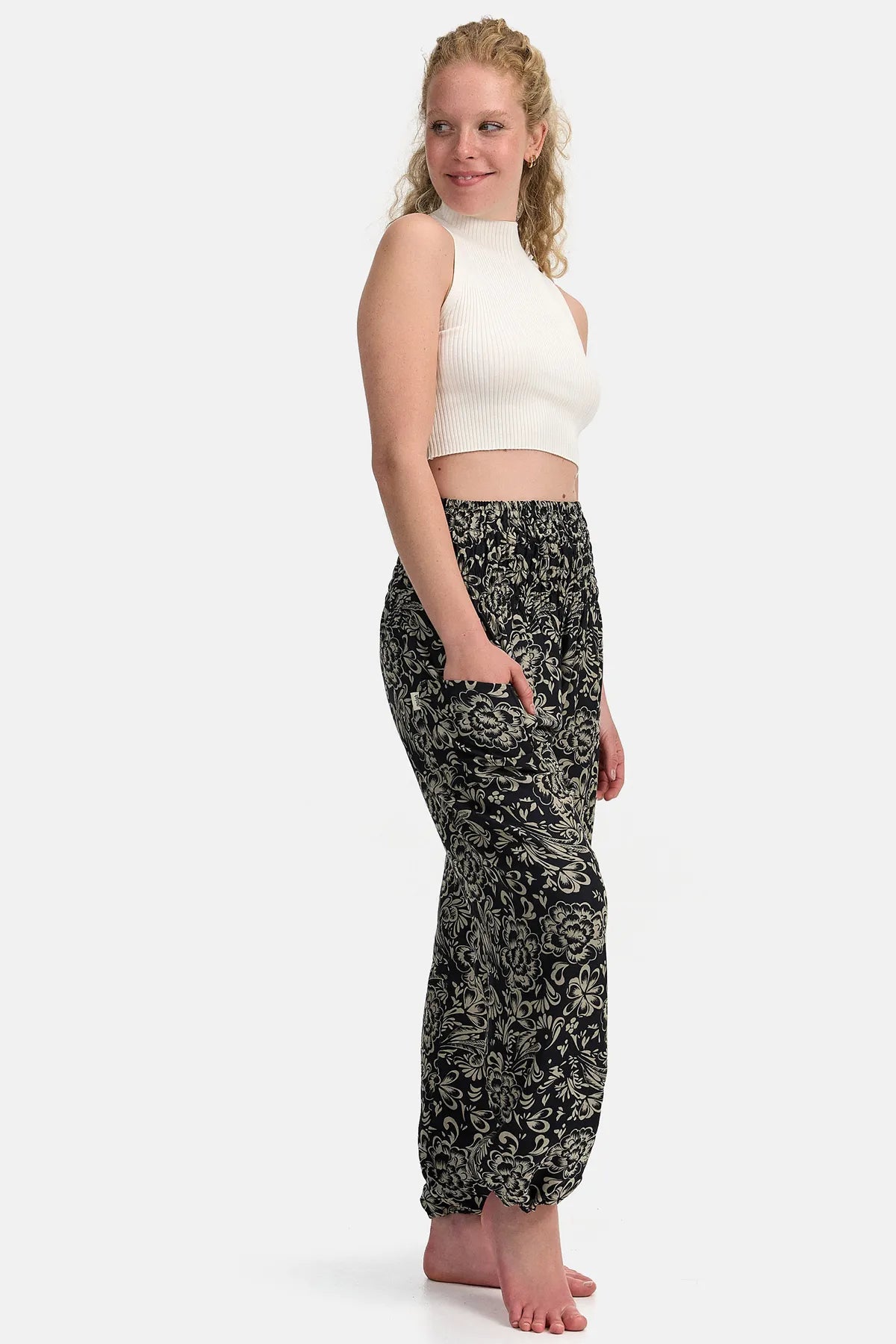 Sarouel fleur de rose noir