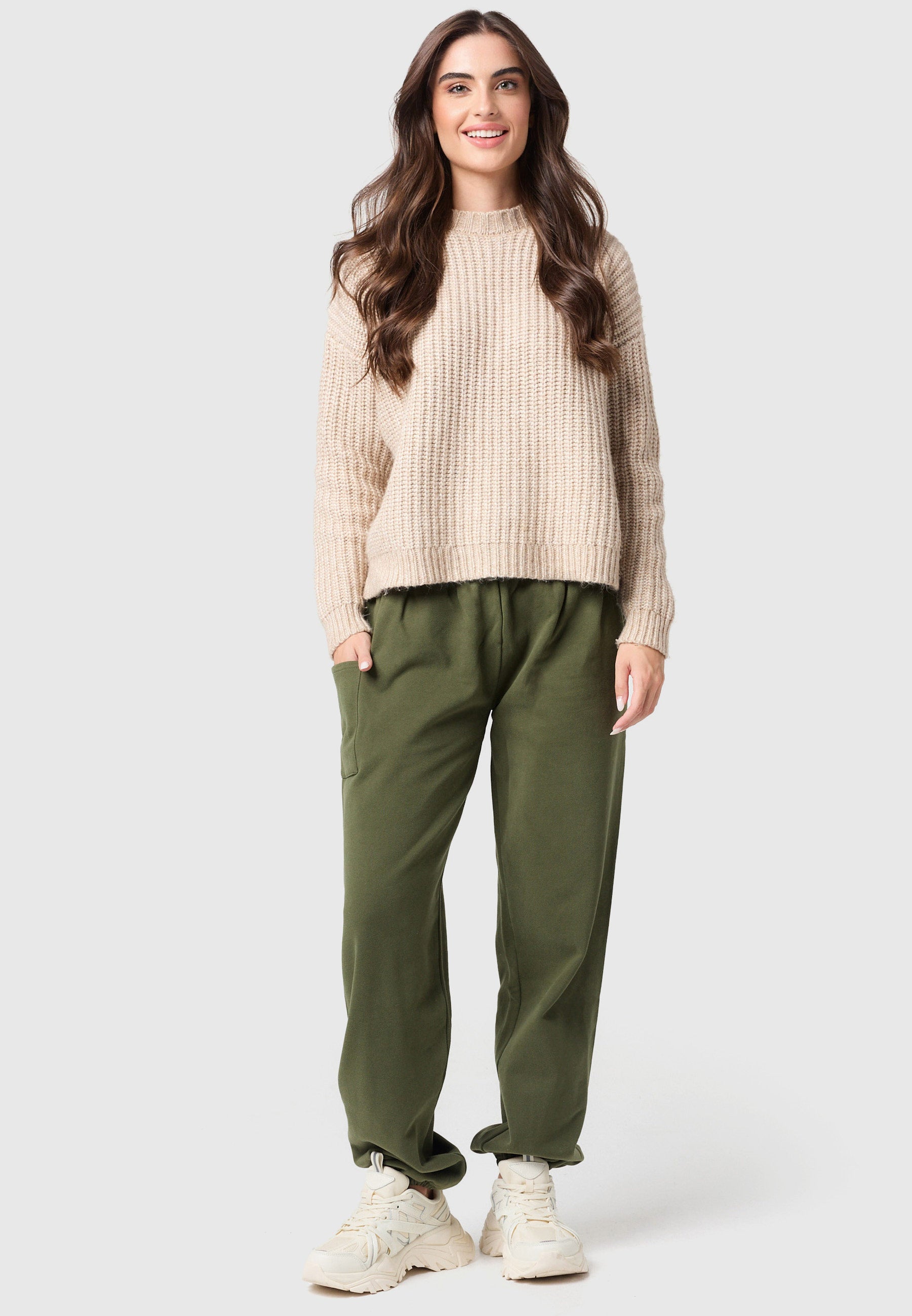 Pantalones harén cálidos para estar por casa verde oliva