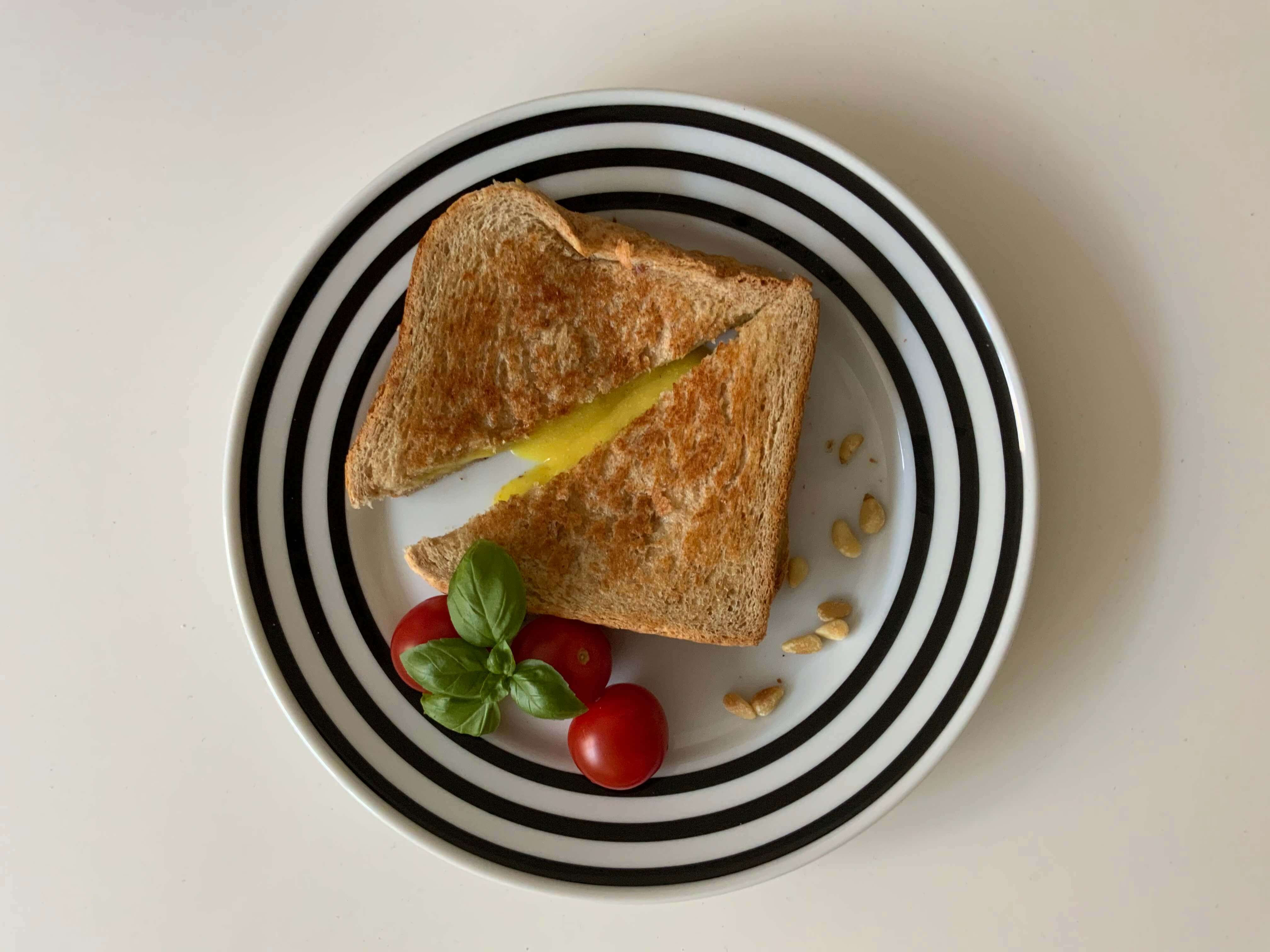 veganes Grilled Cheese Sandwich