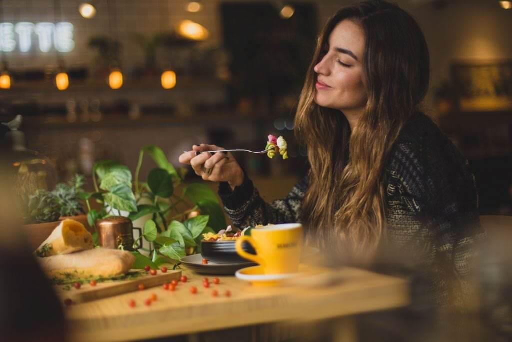 Gesund essen – oder: Wie unsere Einstellungen unser Essverhalten bestimmen | paigh | Fair & gemütlich