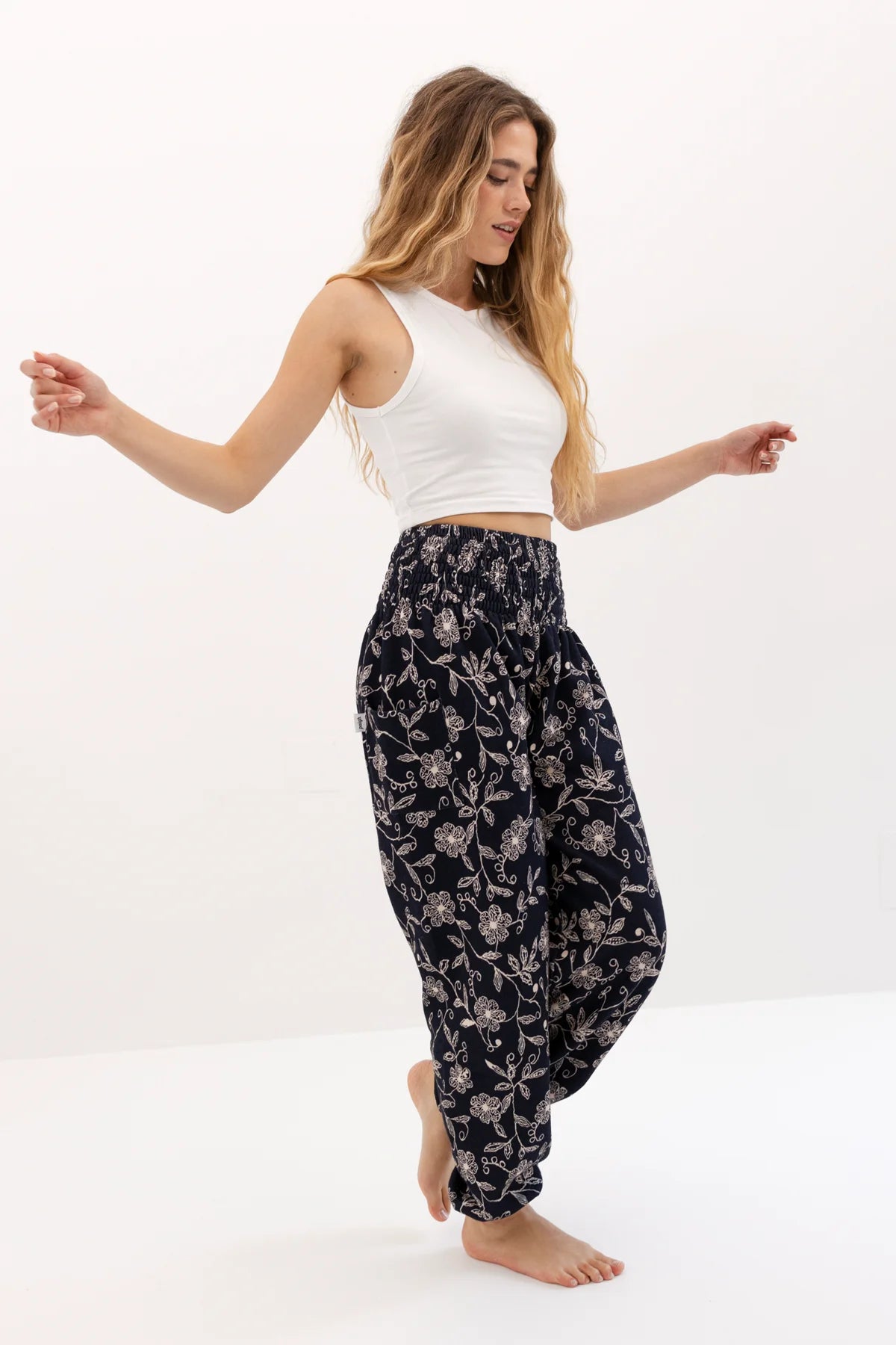 Warme Loungewear Haremshose Tiefblaue Wildblume