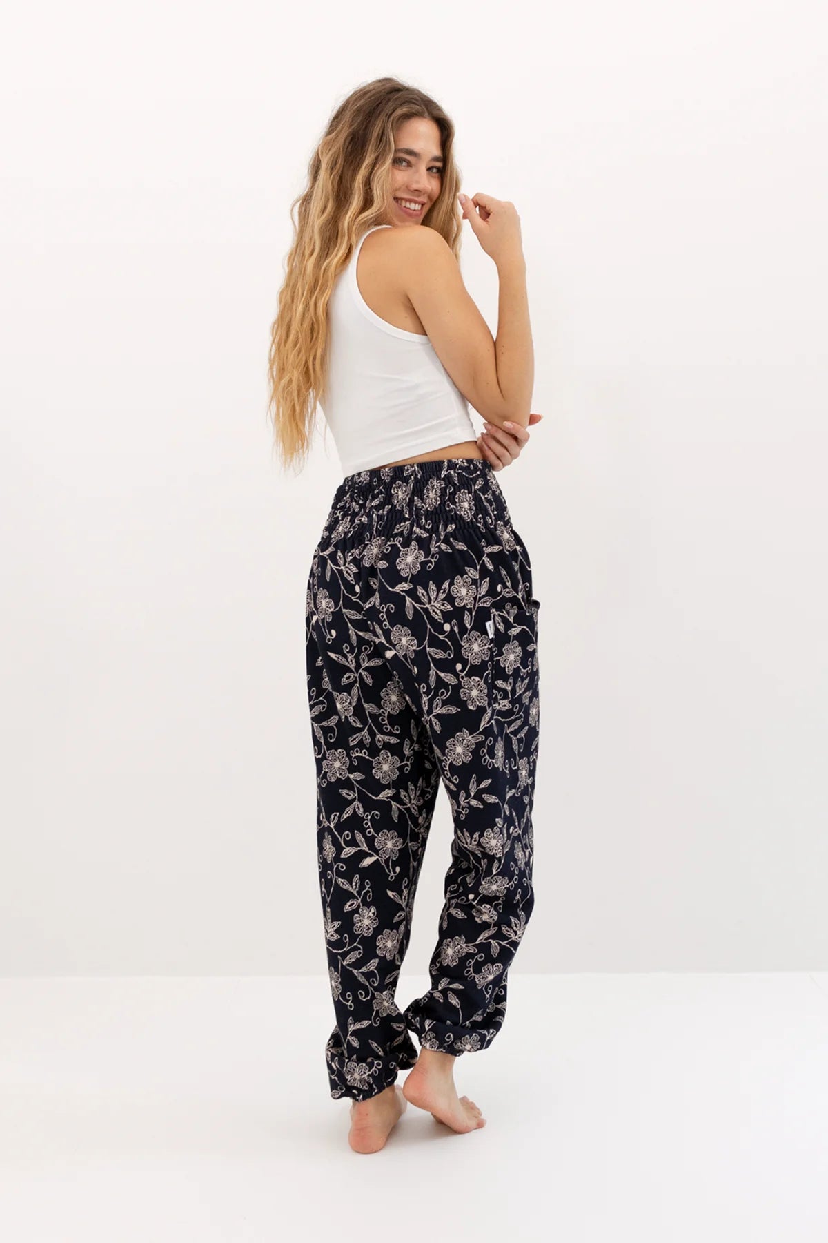 Warme Loungewear Haremshose Tiefblaue Wildblume