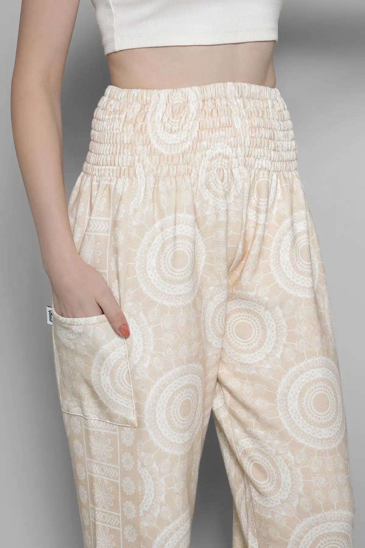 Warm loungewear harem pants beige