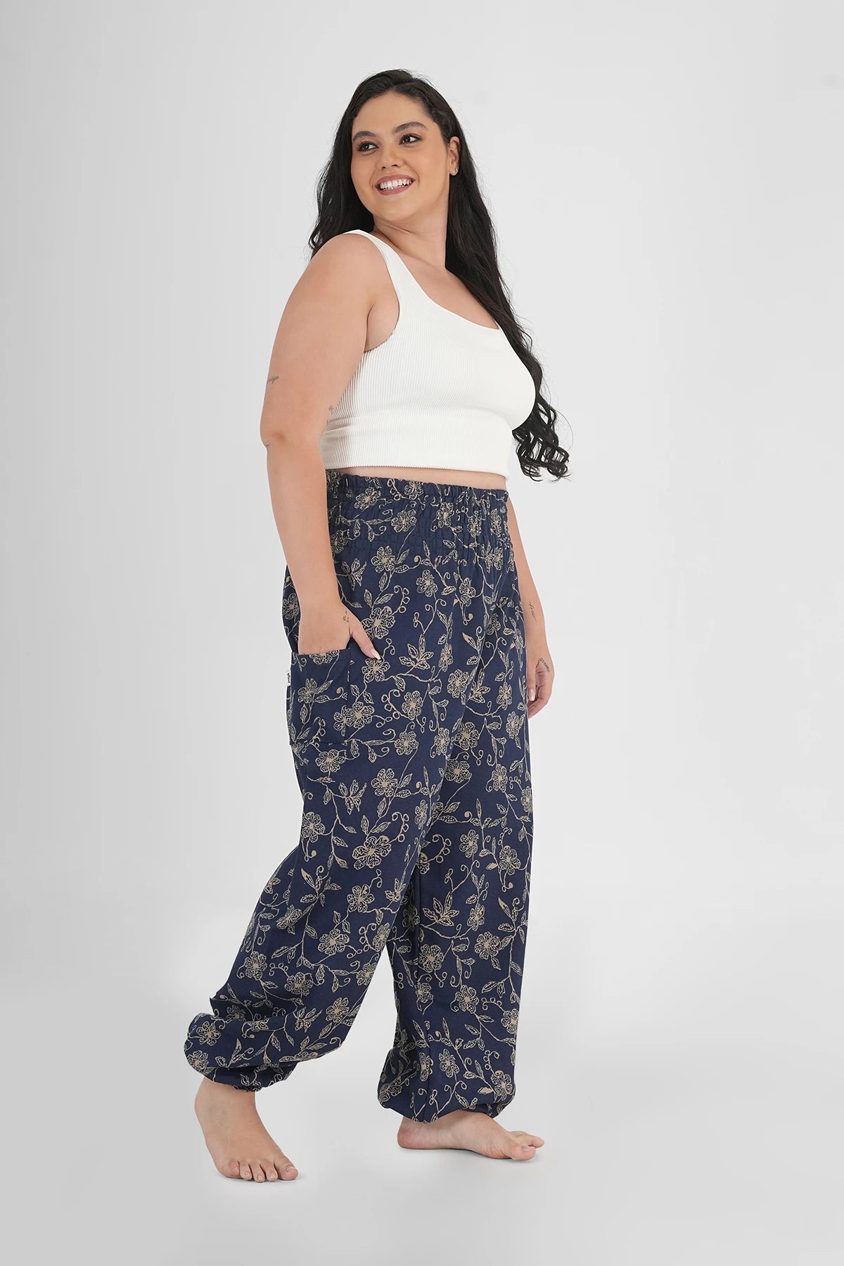 Warme Loungewear Haremshose Tiefblaue Wildblume
