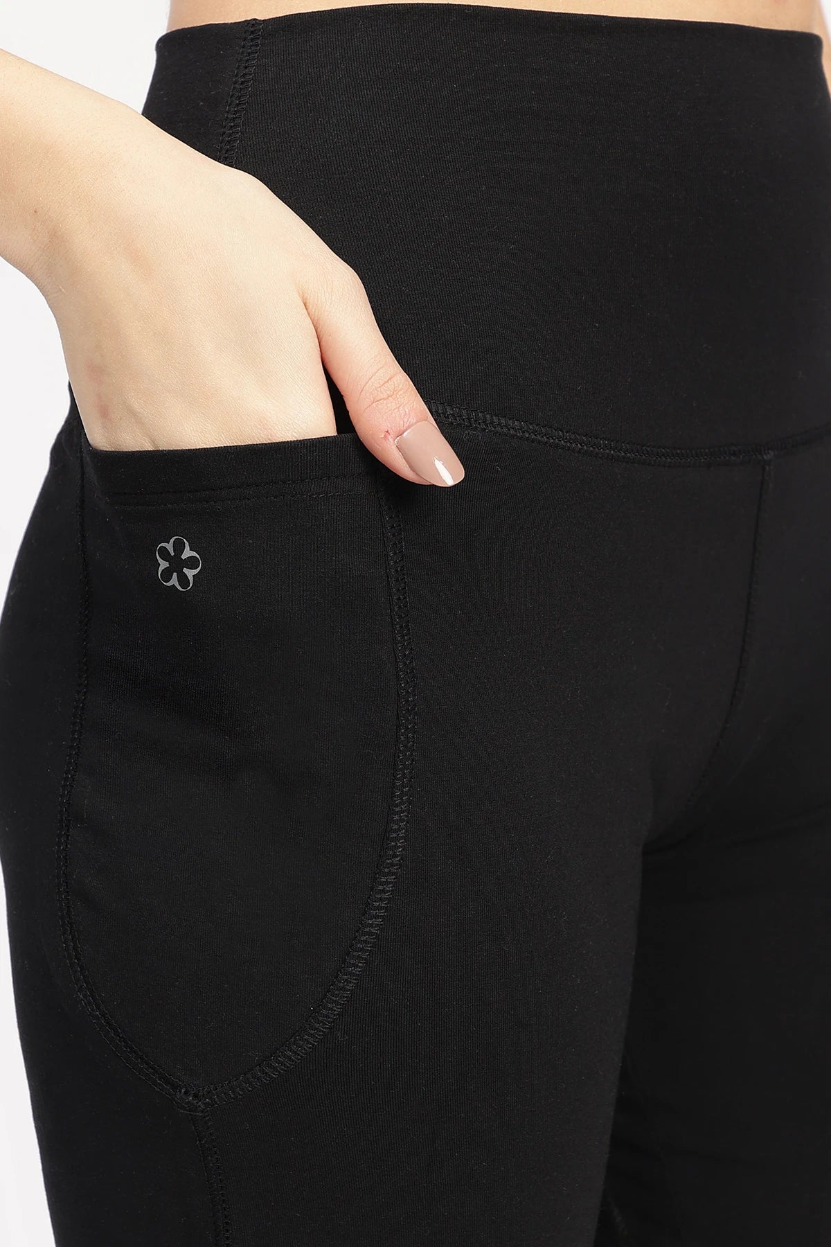 Elope Sienna Flare Yoga Pants Black