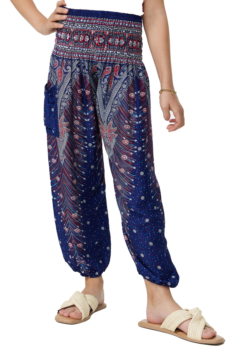 Lila gemusterter Haremshose Orientalische Nacht close-up von vorne 
